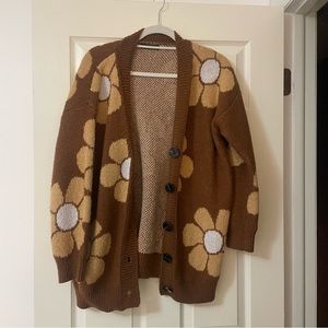 Flower Cardigan (perfect for teachers!😍) Medium